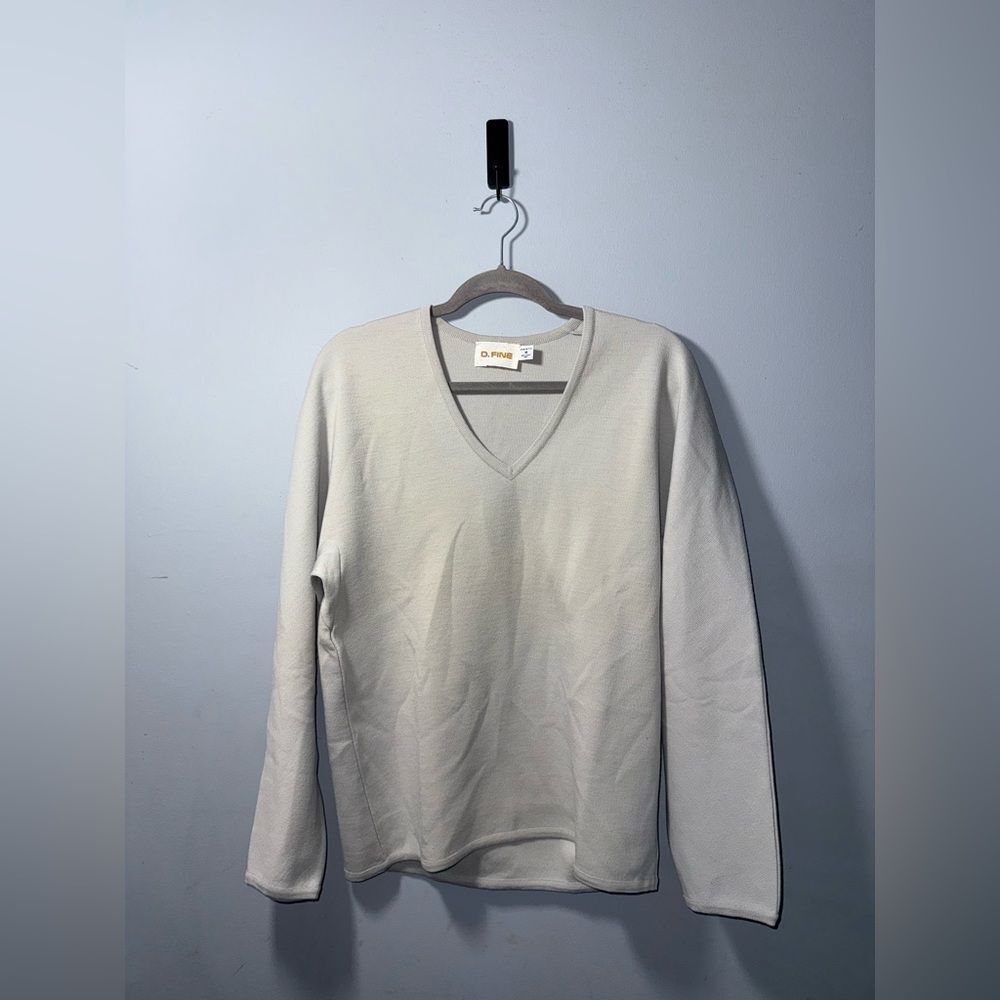 D.Fine Men’s Gray 100% Zephyr Wool Made in USA V Neck Sweater Size M EUC